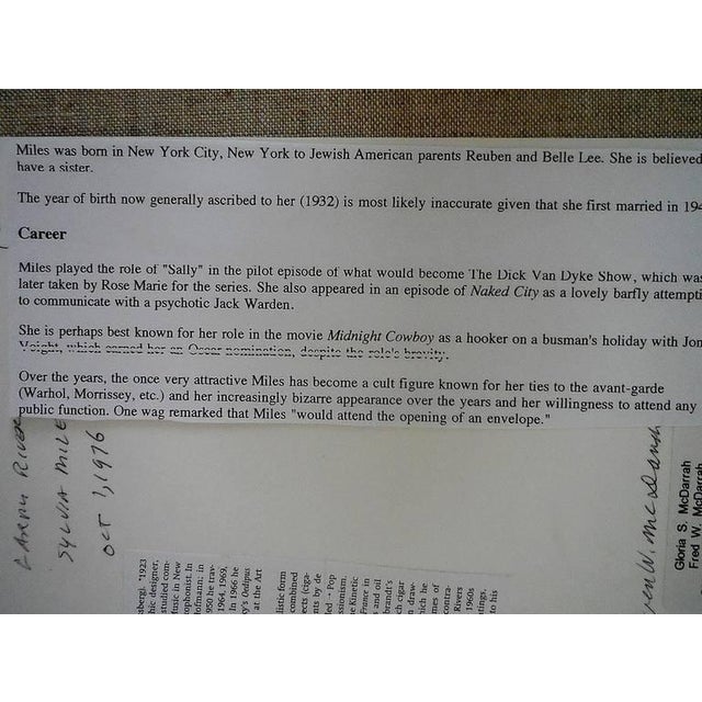 Fred McDarrah, Larry Rivers, Sylvia Miles Vintage Silver Gelatin Photograph Photo Print Pop Art, 1976 For Sale - Image 4 of 6