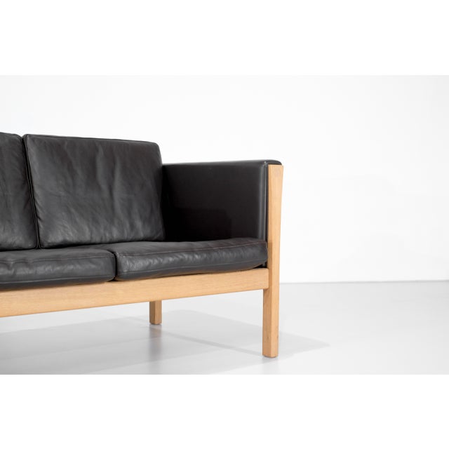 CH163 Sofa by Hans J. Wegner for Carl Hansen & Son, Denmark, 2010s For Sale - Image 9 of 18