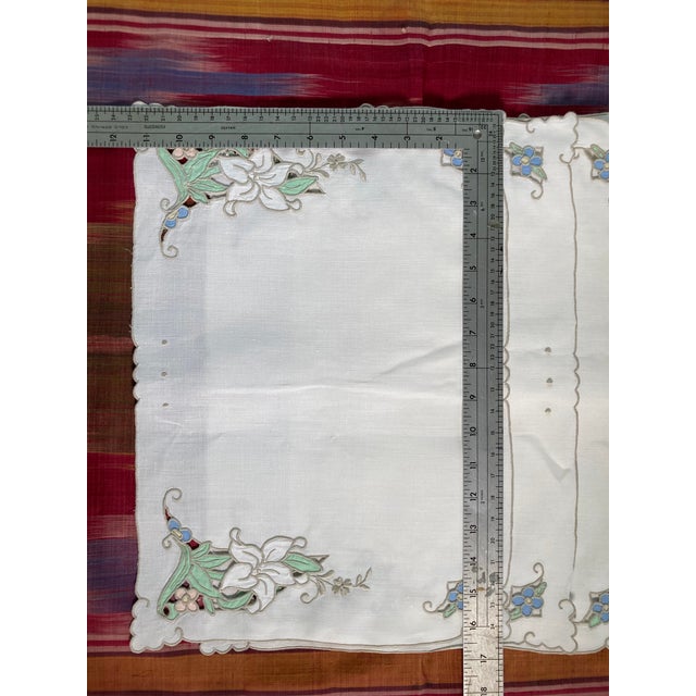 Traditional Vintage Hand-Embroidered Linen Placemats- Set of 7 For Sale - Image 3 of 7