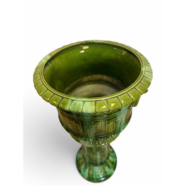 Early 20th Century Brush-McCoy "Green Onyx" Majolica Jardiniere and Pedestal Set - Shape #1160 For Sale In West Palm - Image 6 of 6