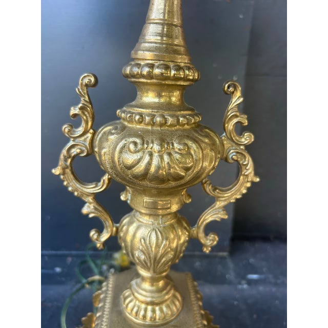 1960s Italian Ornate Brass Plated Table Lamps With Cream Silk Shades - A Pair For Sale - Image 4 of 11