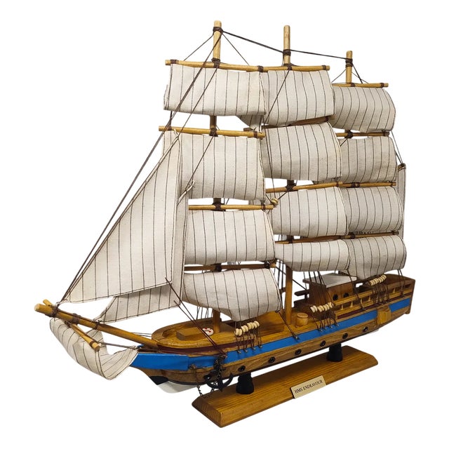 Handmade HMS Endeavour Ship Model, England, 1970s For Sale