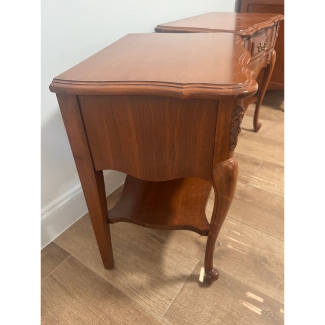French Provincial Nightstands, Pair, C. 1960s-1970s For Sale In Miami - Image 6 of 11