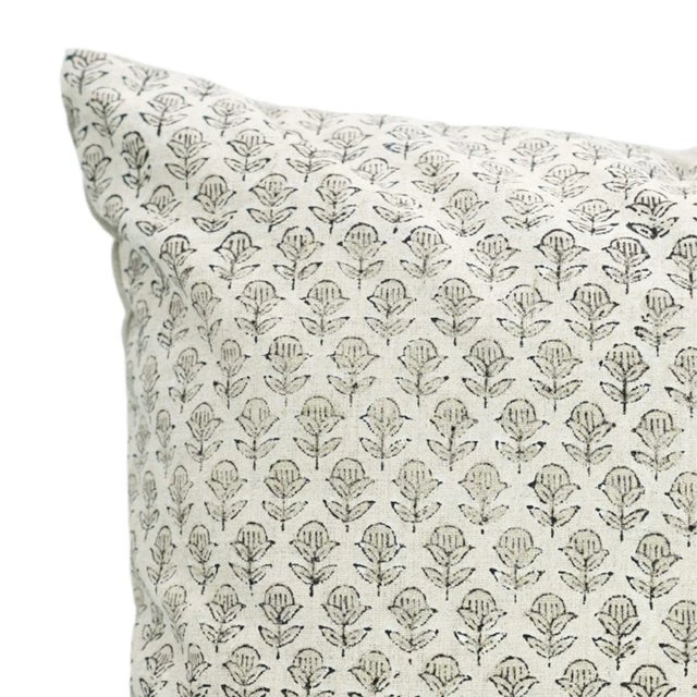 Floral Print Decoration Pure Linene Pillow Cover 20x20 Inches, Tarangani For Sale - Image 4 of 4