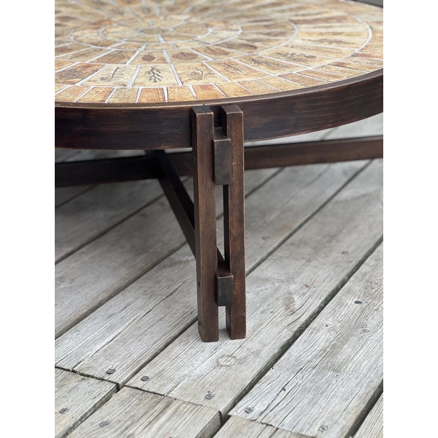 Brown Round Coffee Table by R. Capron, 1960s For Sale - Image 8 of 17