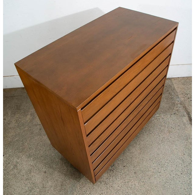 1960s Mid Century Modern Dresser Highboy Chest of Drawers 4 Drawers Solid Wood For Sale - Image 4 of 12