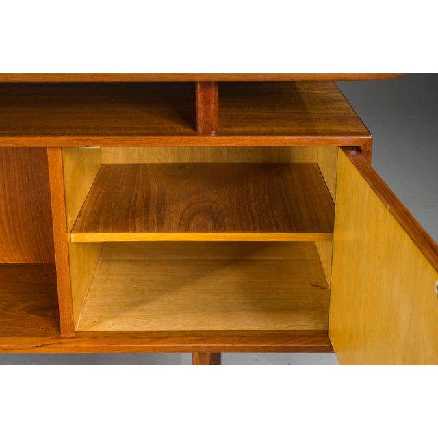 Model RT200 Desk in Teak by Heinrich Riestenpatt, Germany, 1960s For Sale - Image 16 of 18