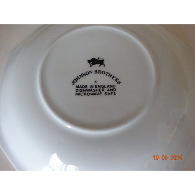 English Vintage 4 Each Made in England Johnson Brothers White Heritage Cups and Sauces For Sale - Image 3 of 6