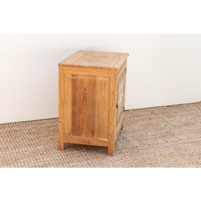 Mother of Pearl Inlay Medallion Small Cabinet For Sale In Los Angeles - Image 6 of 7