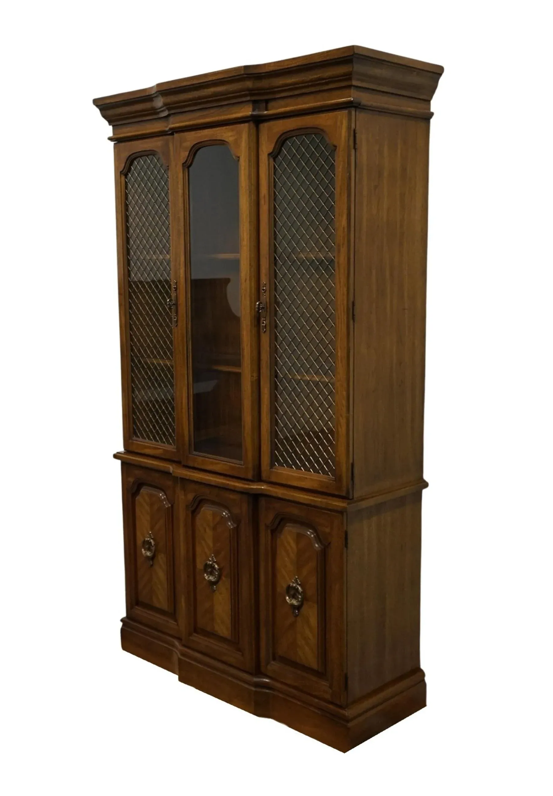 Singer Furniture Solid Pecan Italian Mediterranean Style 44