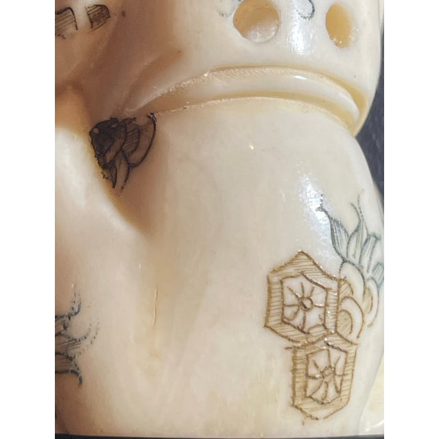 19th Century 19th Century Japanese Carved Netsuke Women With a Basket Meiji Era For Sale - Image 5 of 6