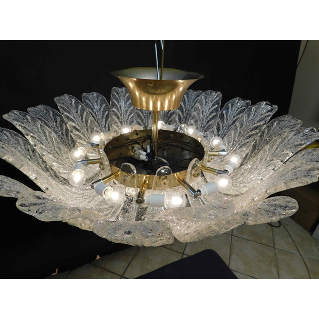 1960s Italian Clear Graniglia Murano Leaves Flush Mount For Sale - Image 9 of 9