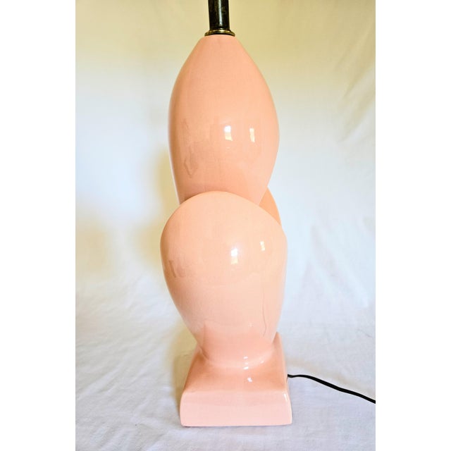 1950s Mid-Century Modern Atomic Ceramic Freeform Pink Table Lamp Abstract Sculpture For Sale - Image 6 of 8