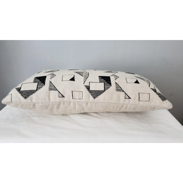 Holland and Sherry Trocadero fabric front only. Size: 20" x 10" Beige linen on back of pillow. Hidden zipper Pillow Cover...