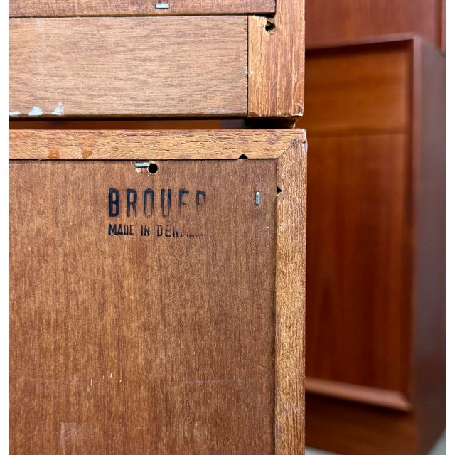 MCM Danish Modern Teak Bookcase Wall Unit by Erik Brouer for Brouer Mobelfabrik For Sale - Image 10 of 12