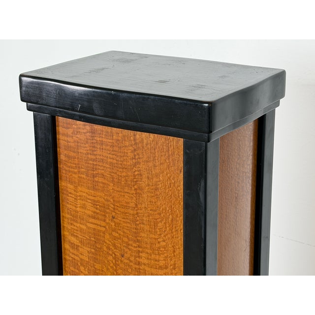 Art Deco Ebonised and Figured Wood Display Pedestal, 1930s For Sale - Image 3 of 8