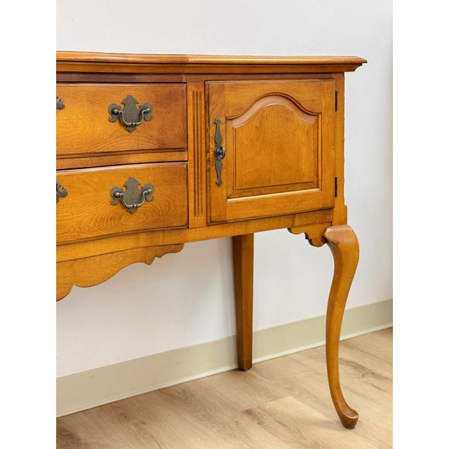 Vintage Buffet Pennsylvania House Walnut Traditional Sideboard Server Dovetail For Sale - Image 11 of 16