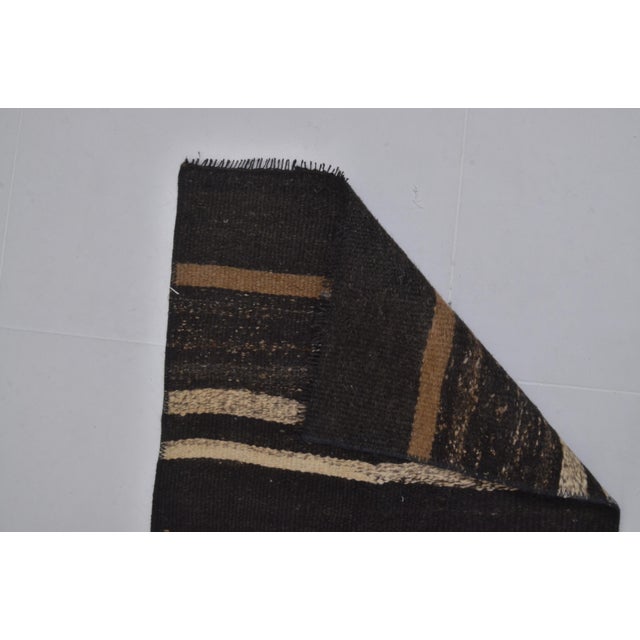Turkish 1960s Organic Gor Hait Turkish Kilim Runner For Sale - Image 3 of 10