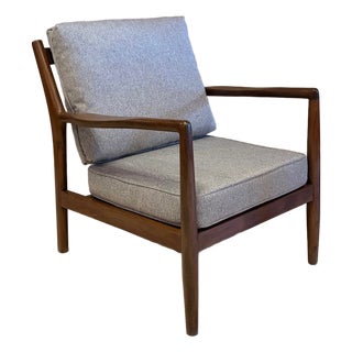 Mid 20th Century Classic Mid-Century Modern Walnut Armchair For Sale