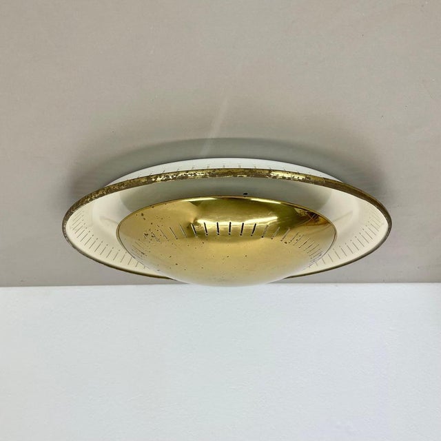 Gio Ponti Brass Ceiling or Wall Light in the style of Gino Sarfatti, Italy, 1950s For Sale - Image 4 of 18