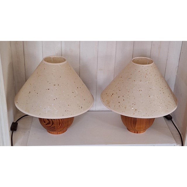 Vintage Table Lamps with Round Pine Base, 1970s, Set of 2 For Sale - Image 4 of 7