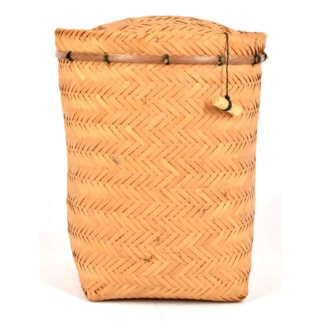Traditional Mid 20th Century South American Lidded Basket For Sale - Image 3 of 8