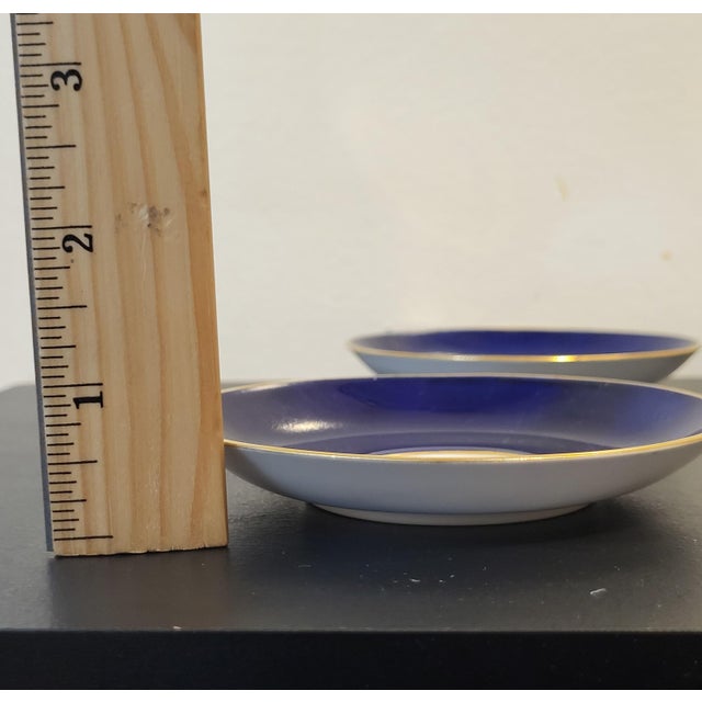 Neoclassical Antique Minton Blue Gold Rimmed Porcelain Saucers - Set of 6 For Sale - Image 3 of 11