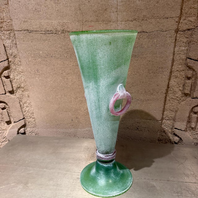 For your consideration, a classic mid-century or late 20th-century Italian Murano glass scavo vase format. It highlights a...