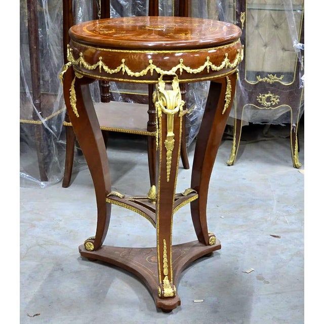 French Empire Round Side Table With Hand-Carved Wood Frame, Gold Leaf Accents & Marquetry Top For Sale - Image 4 of 5