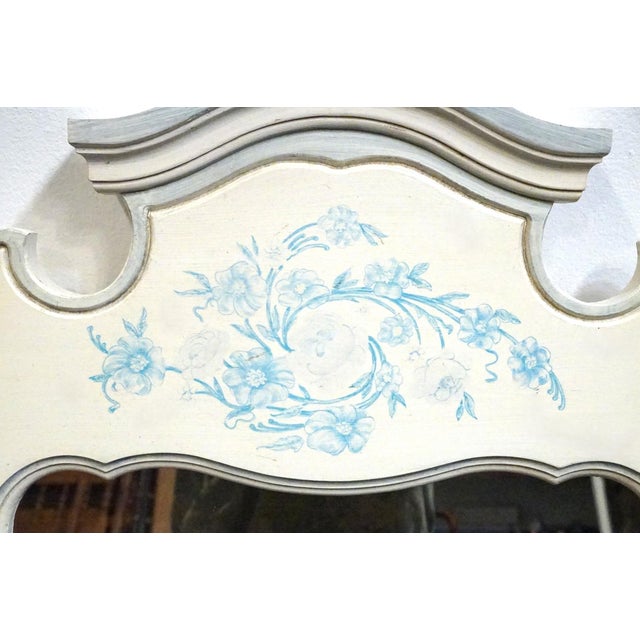 Thomasville Thomasville Furniture Debussy Collection Off White Painted French Provincial 20" Mirror 9455-230 For Sale - Image 4 of 6