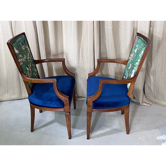 John Stuart Set of 8 John Stuart Mid-Century Dining Chairs – Hollywood Regency Newly Upholstered in Thibaut Designer Fabric With a Rich Navy Velour on the Seats. For Sale - Image 4 of 12