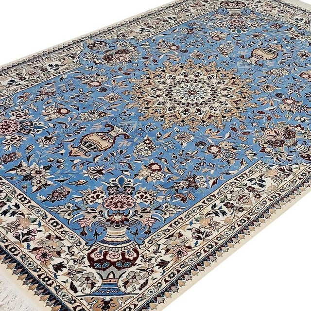 Hand-knotted Nain rug | Knot density: 9La 45 Raj (approx. 413.000 knots/m²) | Material: Wool & Silk | Size: 305 x 205 cm |...