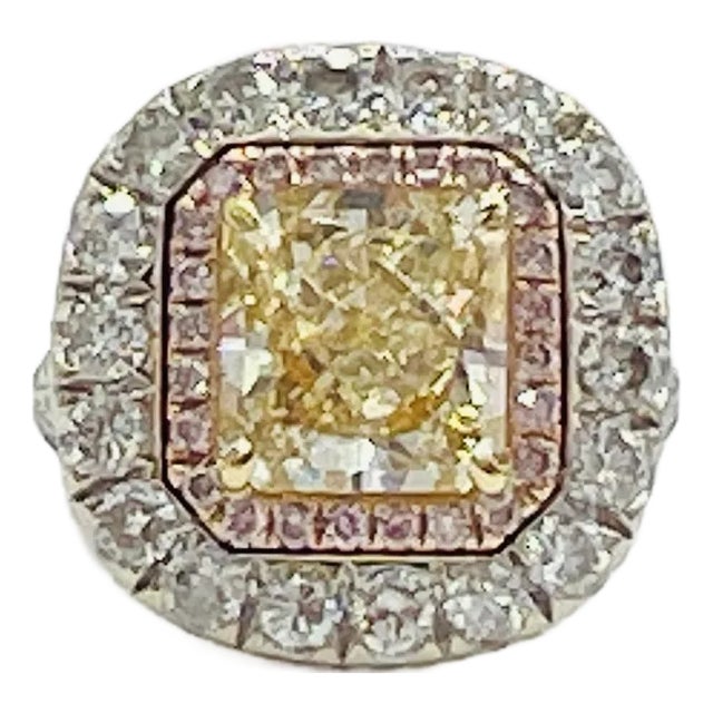 5 Carat Yellow Diamond Radiant Ring in 18k 2 Tone Gold, Size 5.5 For Sale