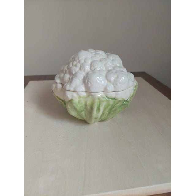 Late 20th Century Cauliflower Tromp l'Oiel Single Serve Covered Soup Bowl For Sale In Charlotte - Image 6 of 7
