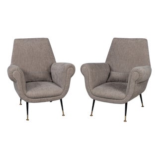 20th Century Italian Armchairs Attibuted to Gigi Radice for Minotti, 1960s, Set of 2 For Sale