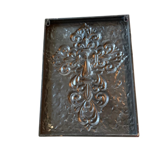 Rustic European Distressed Teal & Ivory Fleur-De-Lis Metal Wall Art – 14” X 19” For Sale - Image 3 of 10