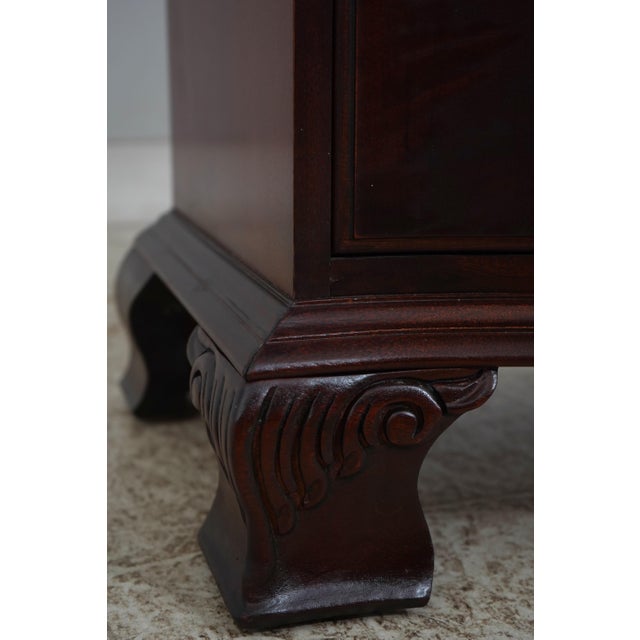 Thomasville Mahogany Lingerie Chest W. Flip Open Mirror For Sale - Image 9 of 15