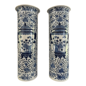18th-Century Qing Chinese Blue and White Porcelain Cylinder Vases, a Pair