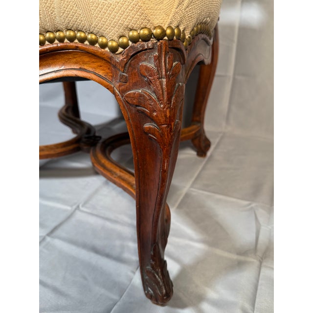 Late 19th Century Louis XV Carved Walnut Side Chair, Cream Damask For Sale In Charlotte - Image 6 of 14