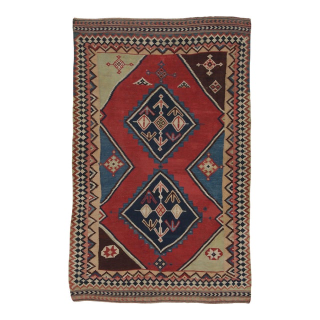 Antique Qashqai Geometric Medallion Rug, With Bold Tribal Design - Rug & Kilim For Sale