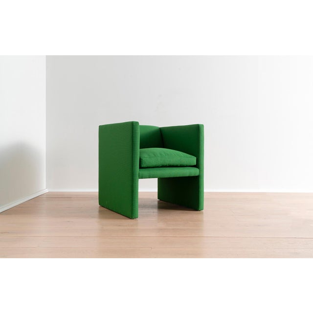 Available now and for immediate delivery. Simple, striking, and deceptively comfortable despite its slender profile, this...