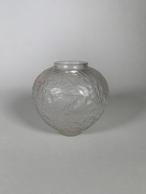 René Lalique (1860-1940) Vase, "Milk" Model, Glass, 1920, Art Nouveau