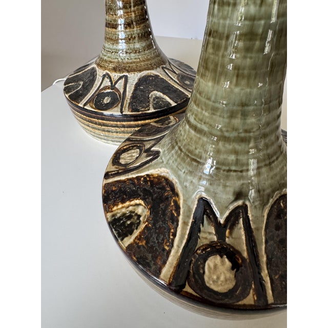 Mid-Century Modern Danish Ceramic Table Lamps by Arne Finne Nielsen and Noomi Backhausen for Søholm, 1960s, Set of 2 For Sale - Image 3 of 15