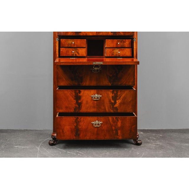 Biedermeier Chest of Drawers with Secretary Compartment in Mahogany, Early 19th Century For Sale - Image 11 of 18