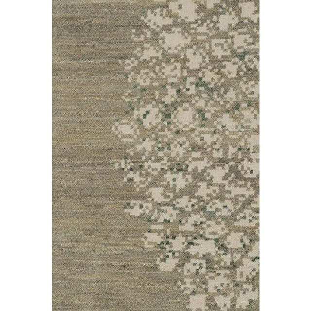 2010s Rug & Kilim’s Modern Rug in Beige and Gray, With Geometric Patterns For Sale - Image 5 of 7