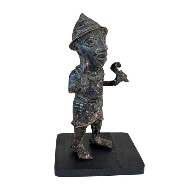 Vintage Benin Bronze Oba King Soldier Nigeria African 6.75 " H For Sale In New York - Image 6 of 6