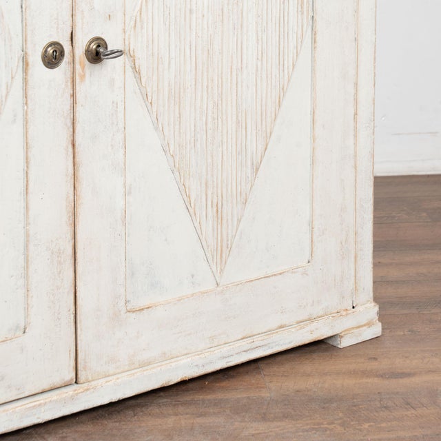 19th Century Swedish White Gustavian Cabinet Sideboard For Sale - Image 14 of 15
