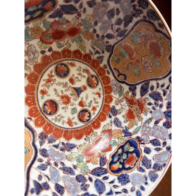 Chinoiserie Early 20th Century Large 10” Chinese Imari Floral Punch Bowl - Blue, Iron Red & Gold Decor For Sale - Image 3 of 8