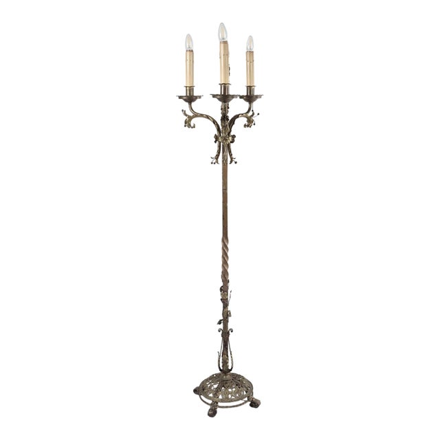 Early 20th Century Victorian Brass Foliate Candelabra Floor Lamp For Sale