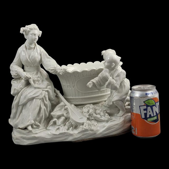 Large French Soft-Paste Chinoiserie Figure Group, 1750s-1760s For Sale - Image 13 of 18